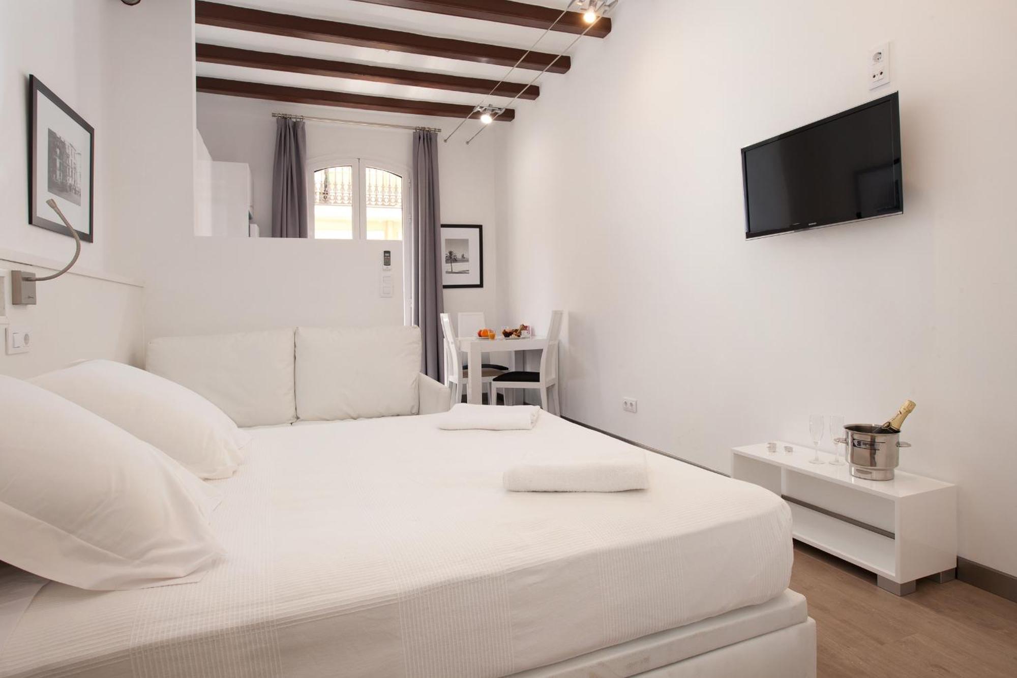Barnapartments Basic Gracia Барселона Стая снимка
